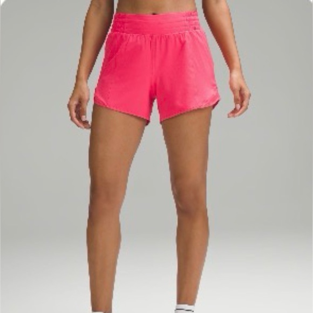 Lululemon Hotty Hot High-Rise Lined Short 4”, Lip gloss